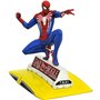 Diamond Select Toys Marvel Gallery Spiderman in Taxi Diorama Figure