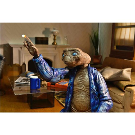 Neca figura e telepática final e 40º aniversário do extraterrestre