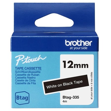 Fita Brother Btag-335 12mm - Texto branco em fundo preto - Medidas 12mm x 4 metros - Adequada para PTN10, PTN20, PTN25BT
