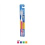 Escova de Dentes Oral-B 1.2.3 Média Cores Sortidas 1un